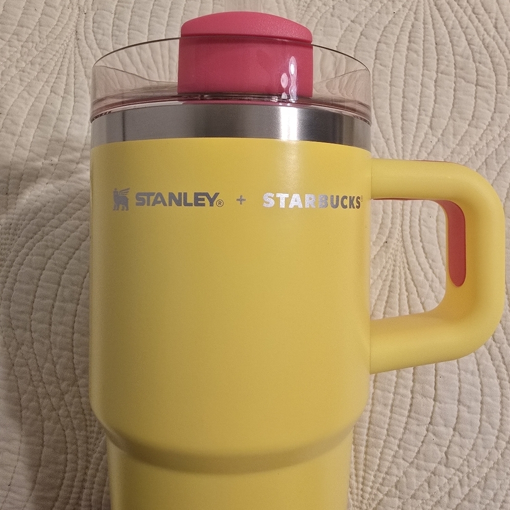 NWT Starbucks X Stanley 2026 Limited Edition LATAM Stainless Steel Tumbler 20 Oz - Picture 4 of 10